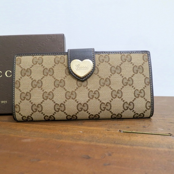 GUCCI Vintage Lovely Heart Continental Wallet GG Monogram Canvas Leather and Box - Picture 2 of 15